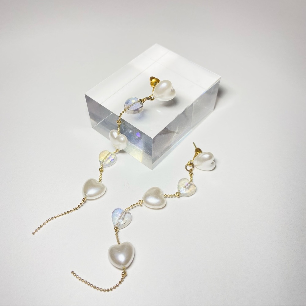 VINTAGE PEARL HEART DROP EARRINGS